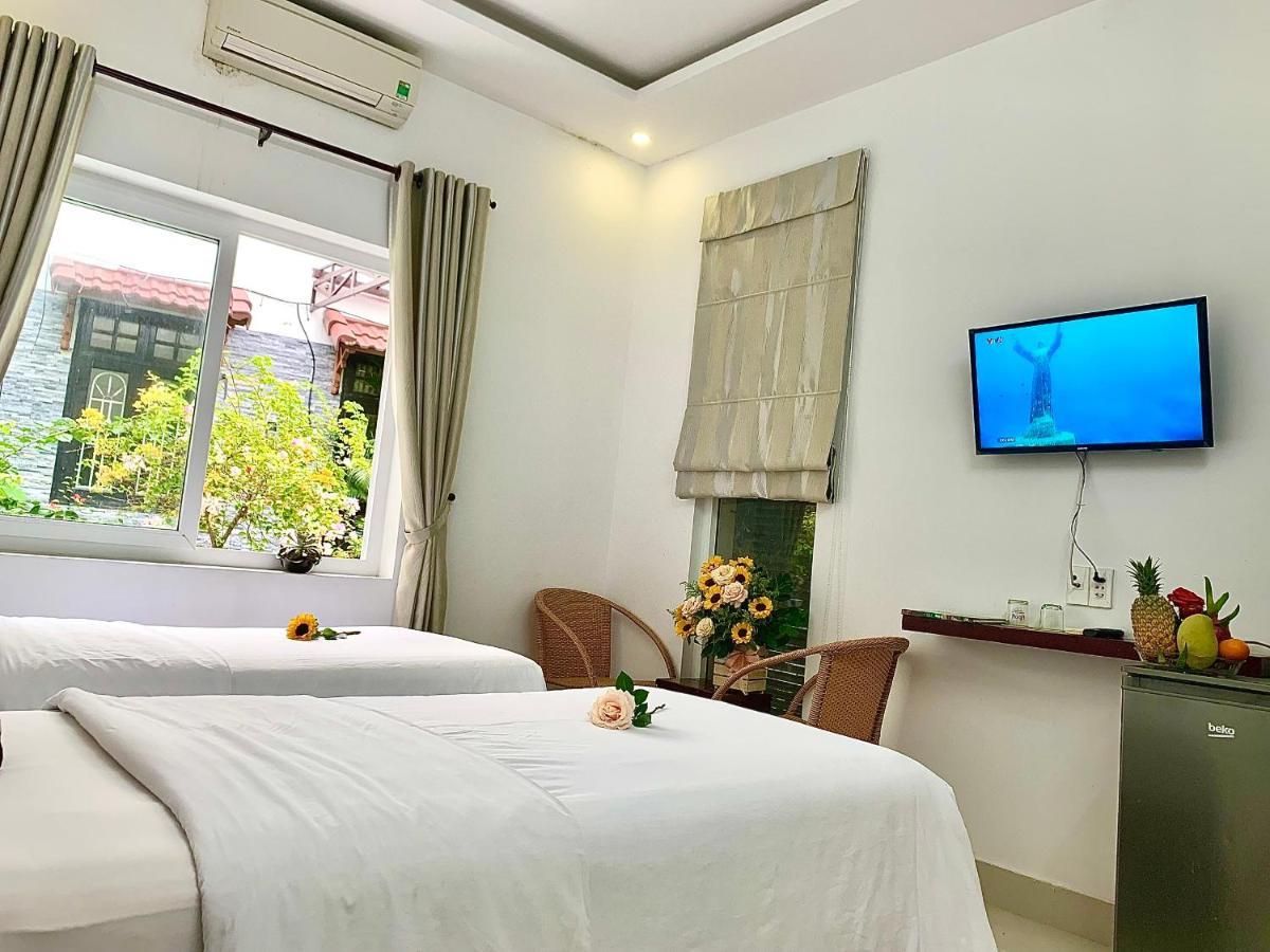 Ngoc Sinh Homestay Хоян Екстер'єр фото