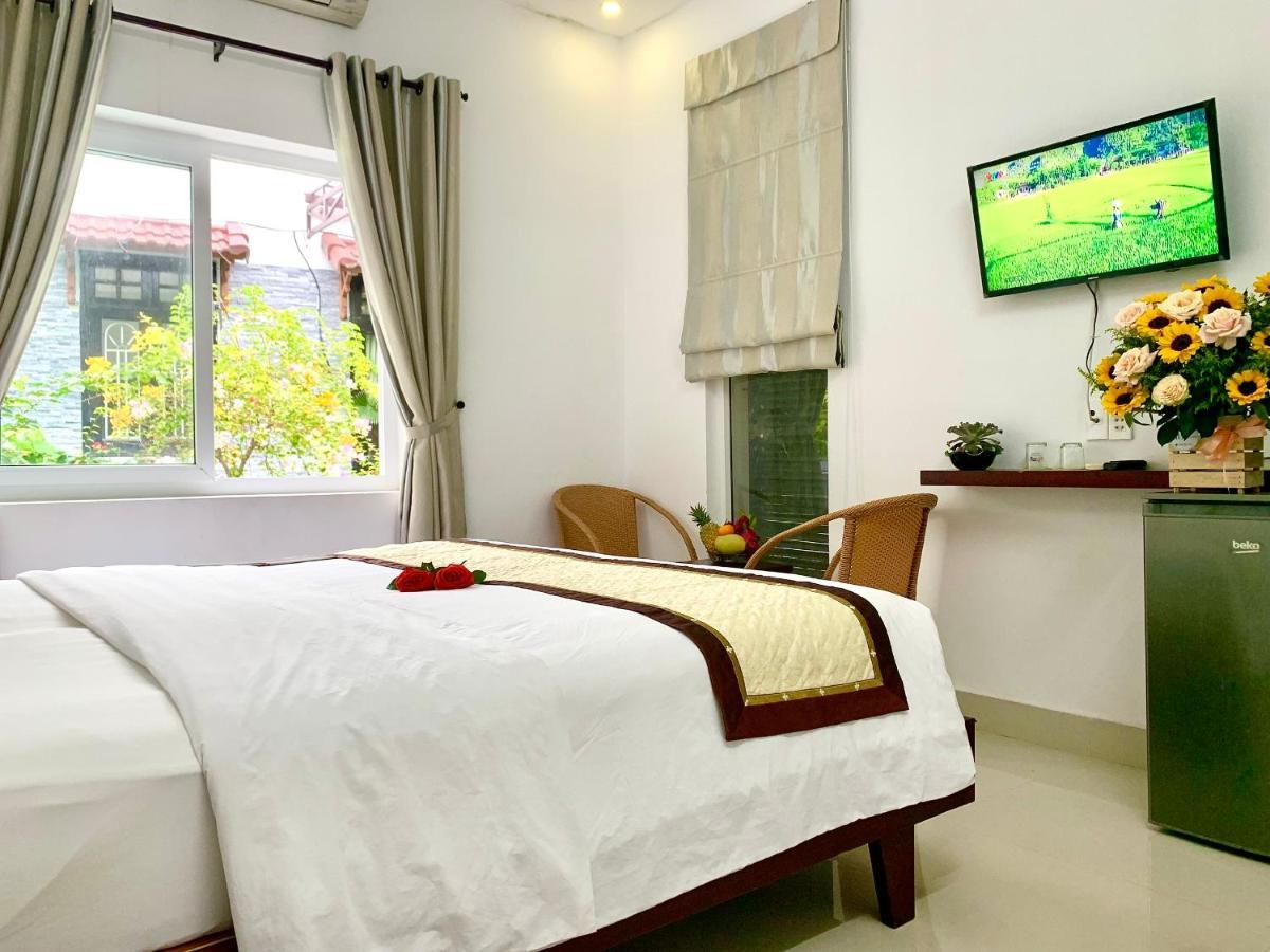Ngoc Sinh Homestay Хоян Екстер'єр фото