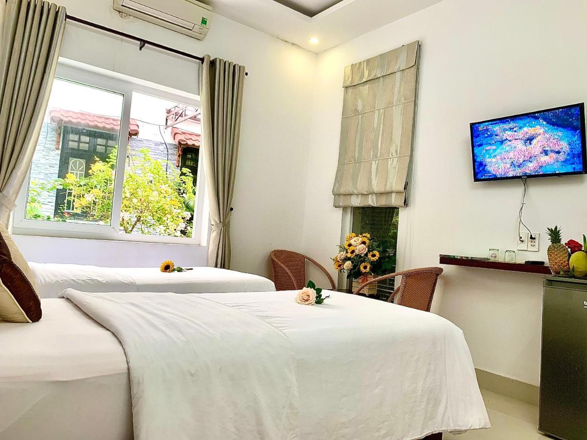 Ngoc Sinh Homestay Хоян Екстер'єр фото