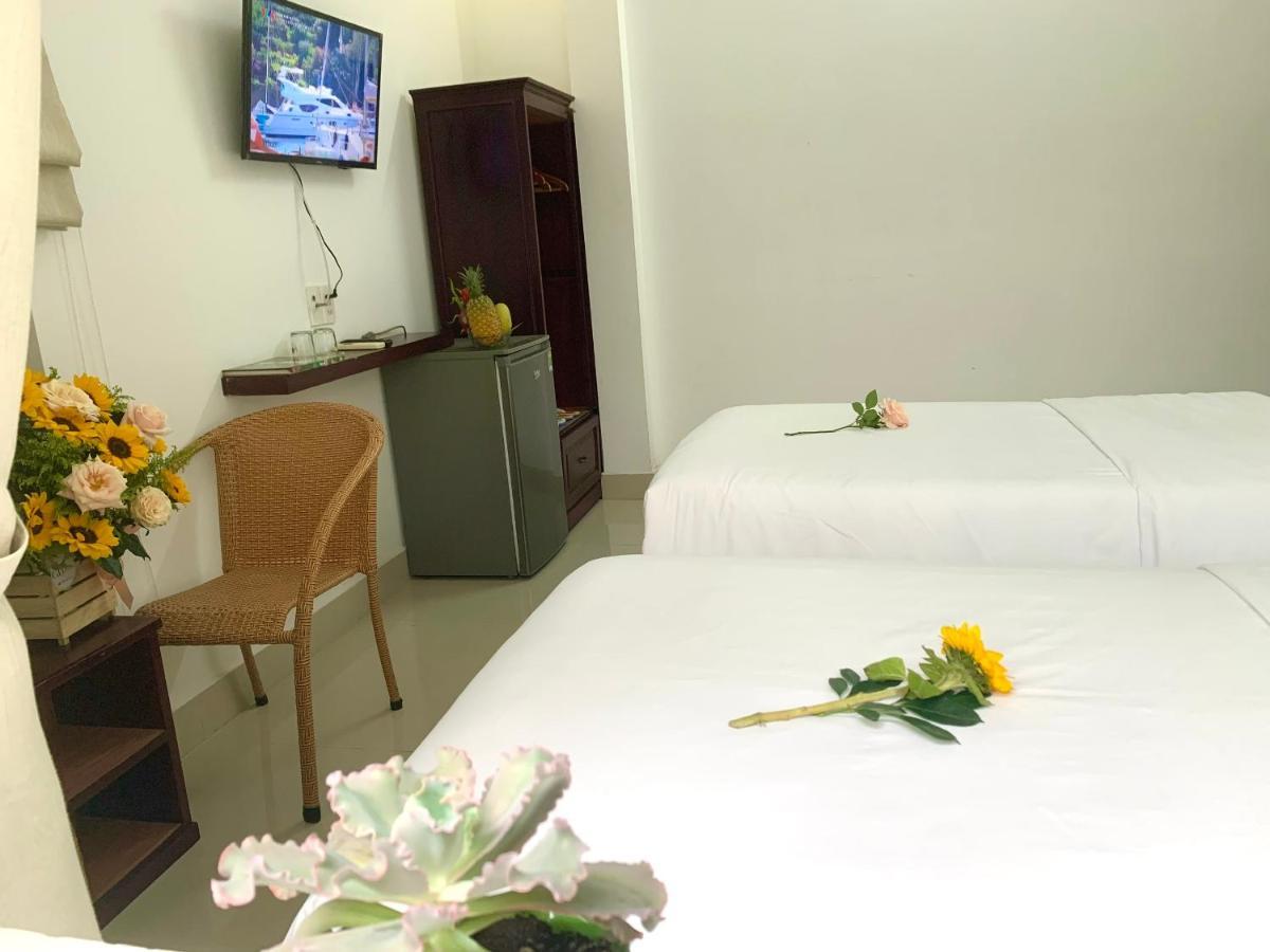 Ngoc Sinh Homestay Хоян Екстер'єр фото