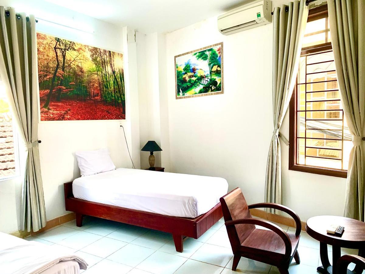 Ngoc Sinh Homestay Хоян Екстер'єр фото