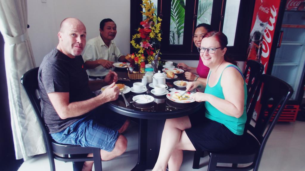 Ngoc Sinh Homestay Хоян Екстер'єр фото
